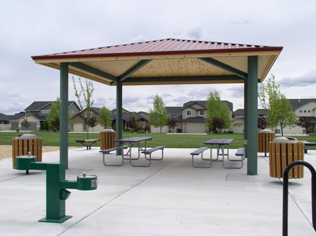 picnic shelter at Heroes Park